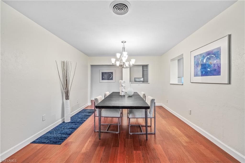 3209 W Riverside DR-13