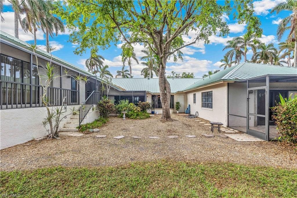 3209 W Riverside DR-29