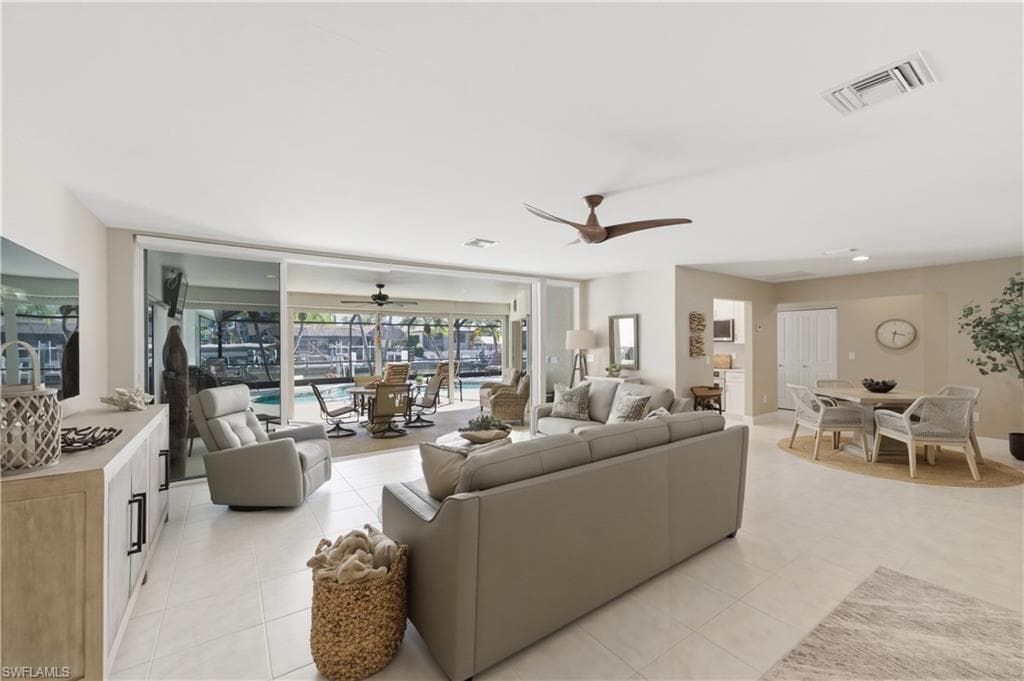 216 5th ST W-3