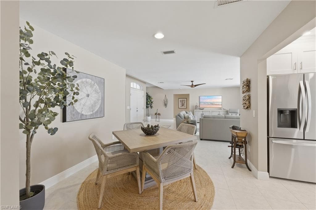 216 5th ST W-15
