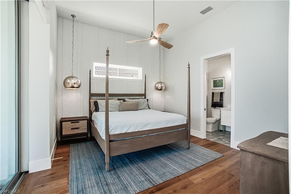 55 Fairview BLVD-27