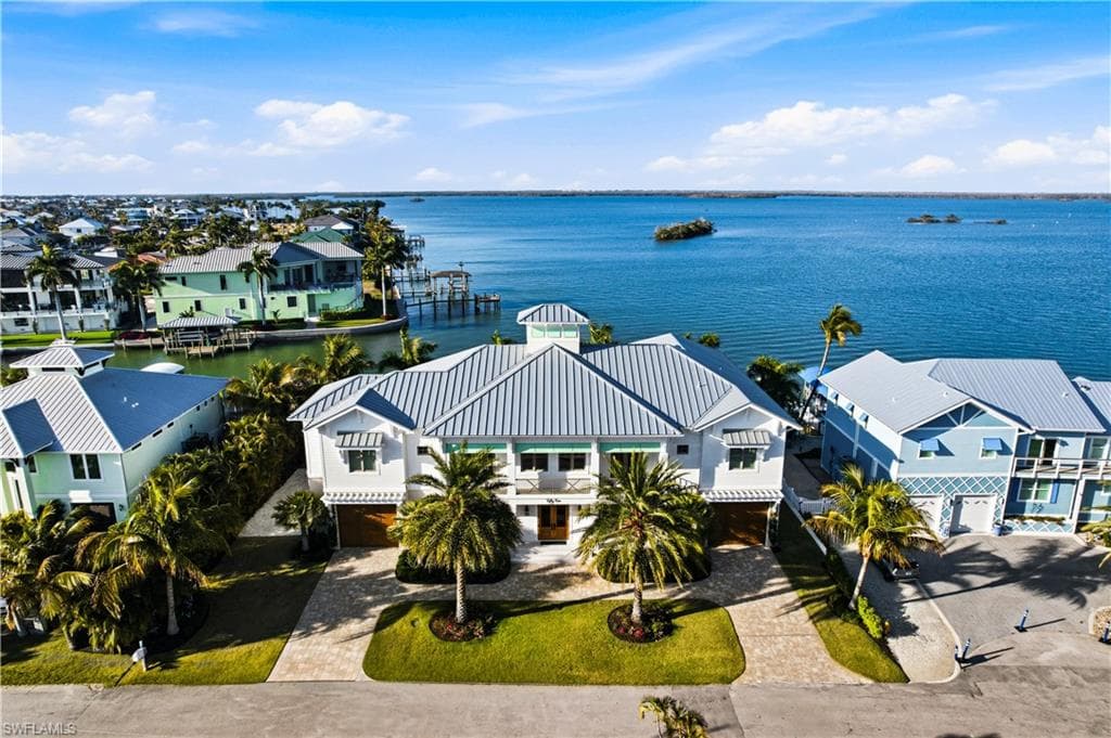 55 Fairview BLVD-37