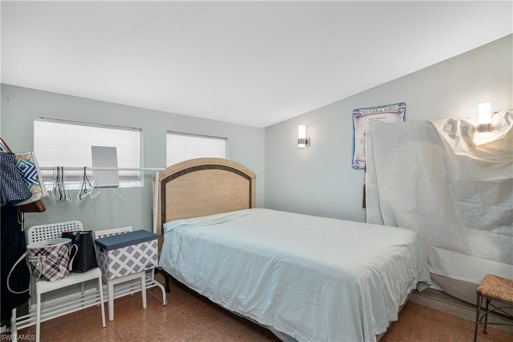 5350 Catts ST-16