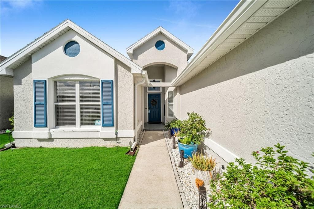 15069 Cloverdale DR-3