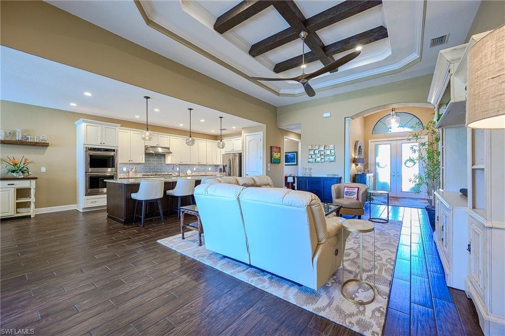 10505 Valencia Lakes DR-7