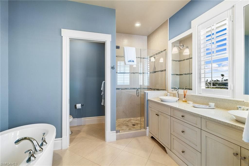7974 Estero BLVD-23