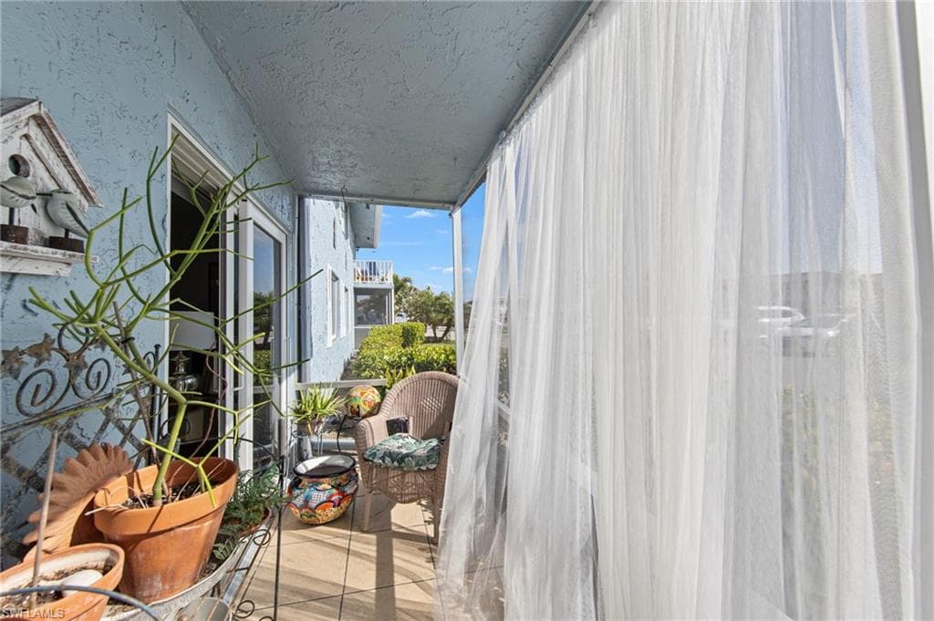 256 Palm DR 1-23