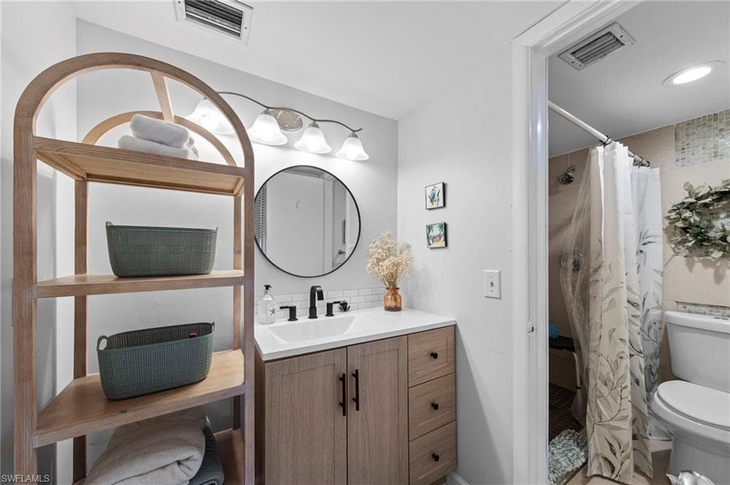 256 Palm DR 1-18