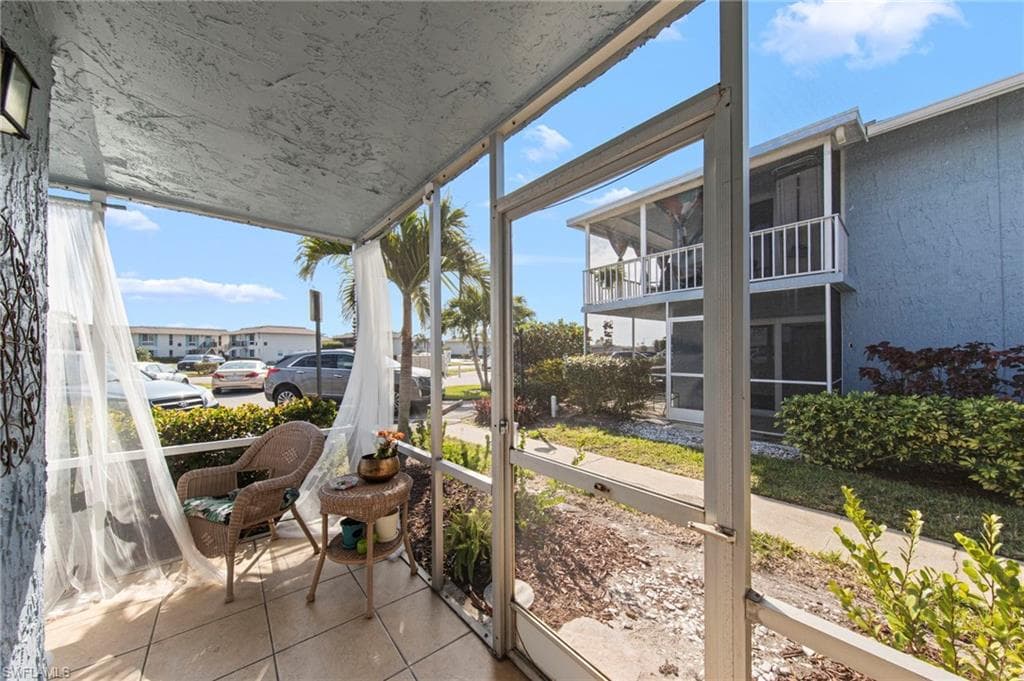 256 Palm DR 1-25