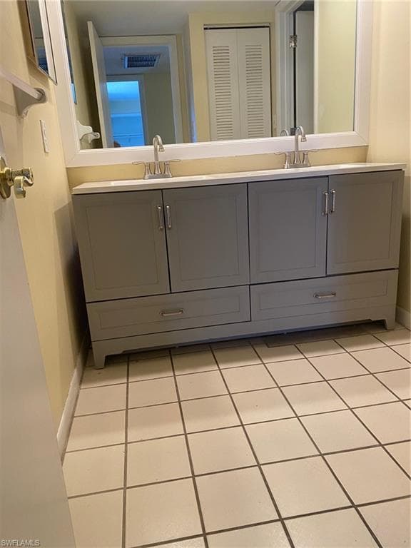 5245 Cedarbend DR 2-25