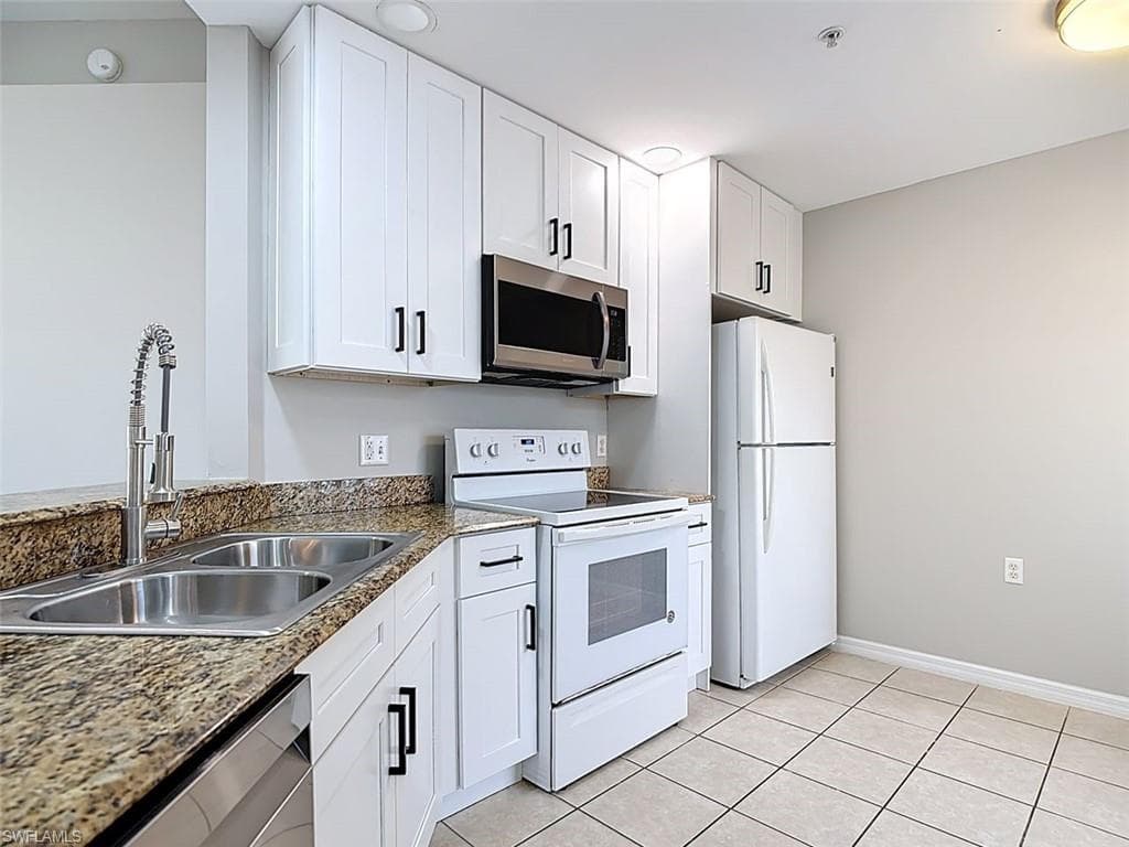 12151 Summergate CIR R101-3