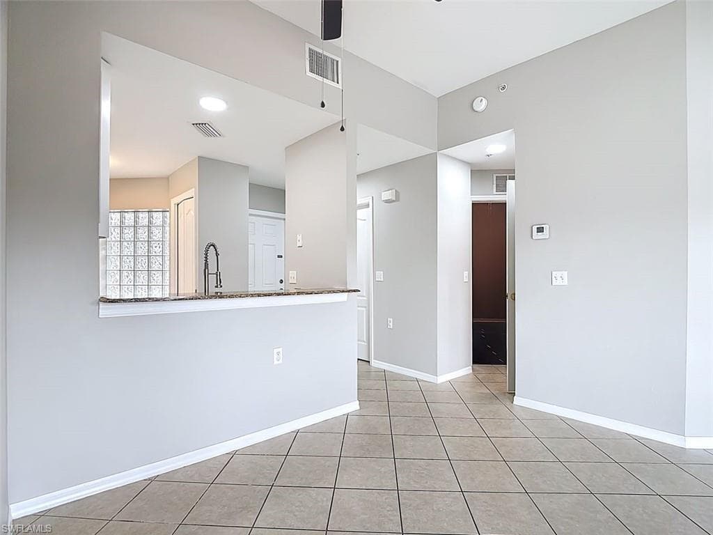 12151 Summergate CIR R101-15