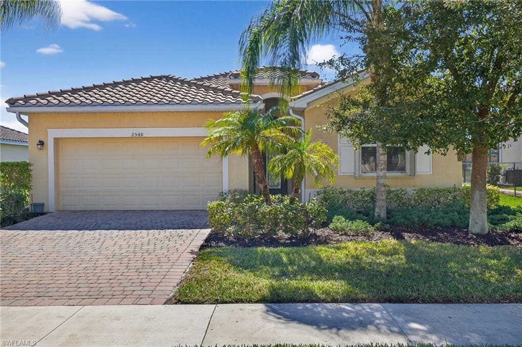 2548 Caslotti WAY-1