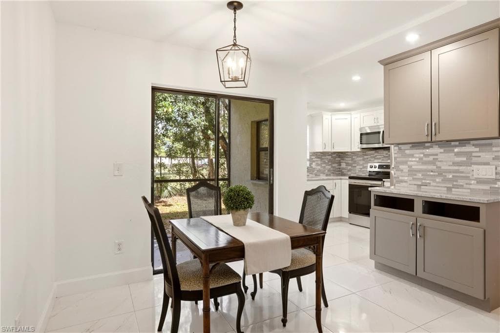 1450 GREEN VALLEY CIR 502-7
