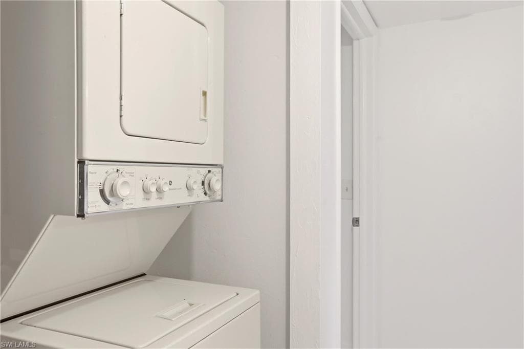 1450 GREEN VALLEY CIR 502-15