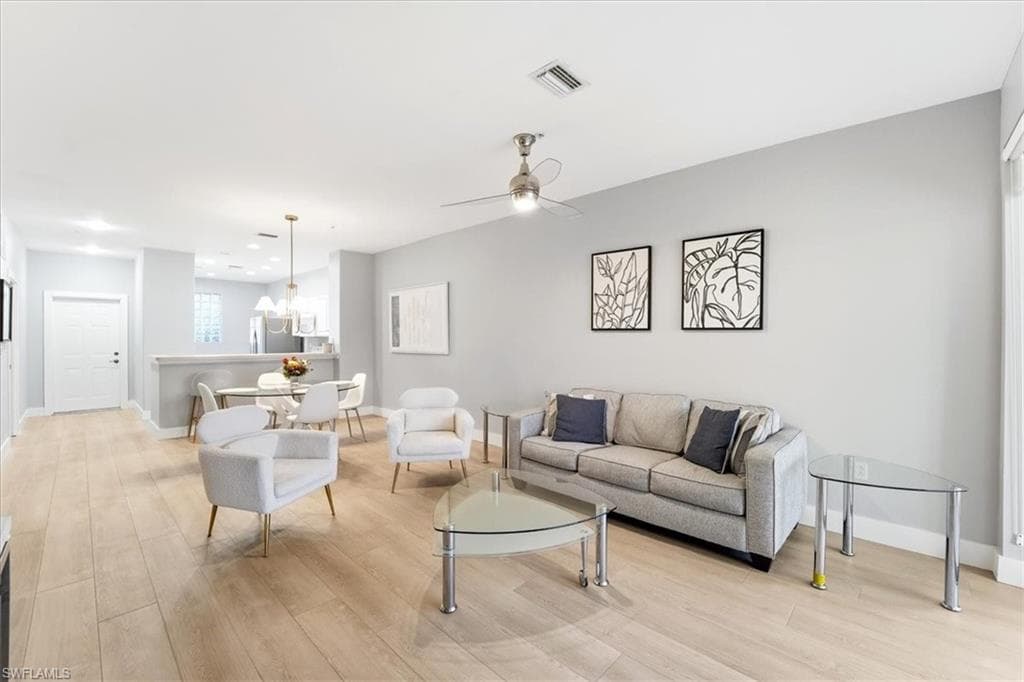 8259 Parkstone PL 8202-3