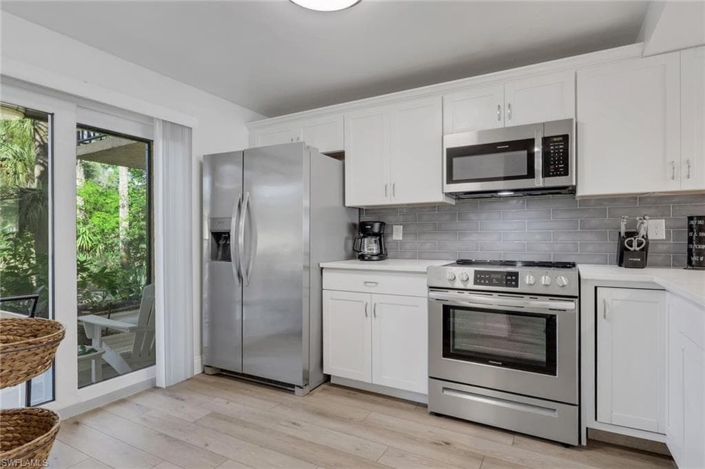 4001 Ice Castle WAY 3605-9