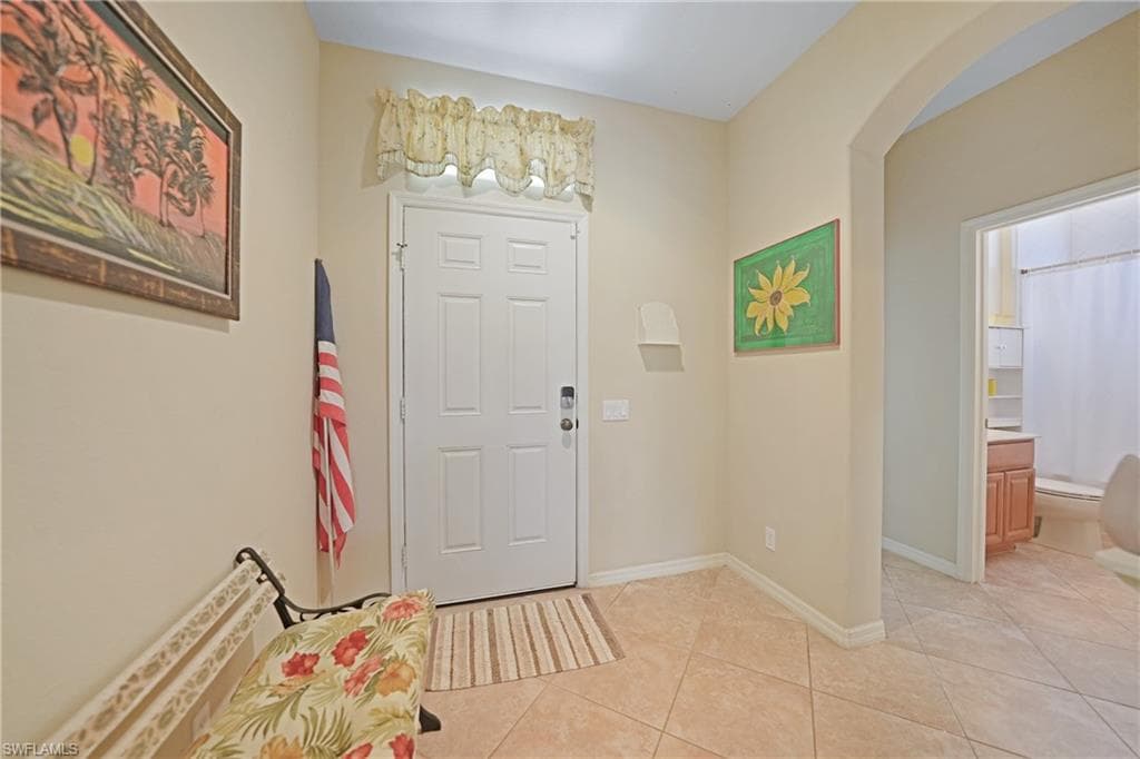 2454 Blackburn CIR-22
