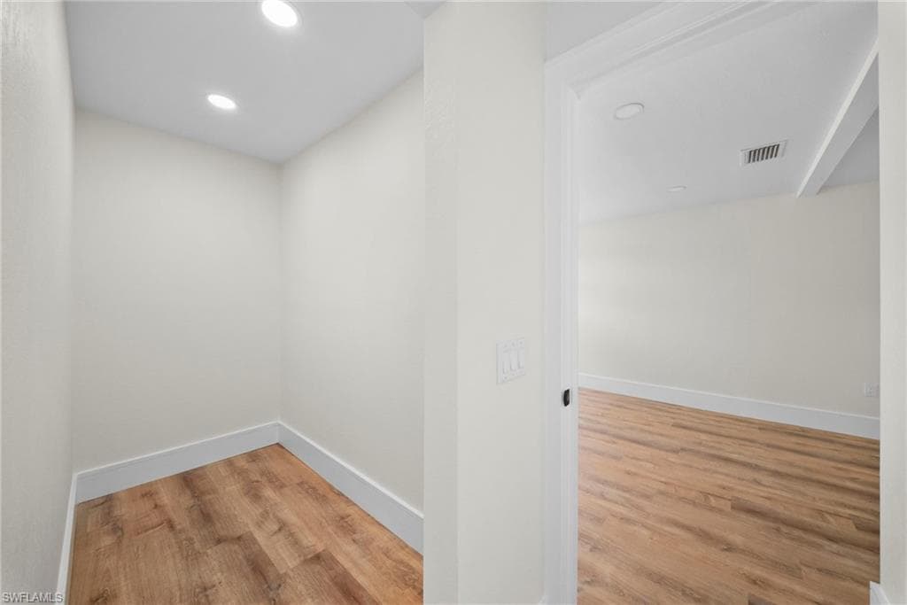 15380 Will Lew LN-21