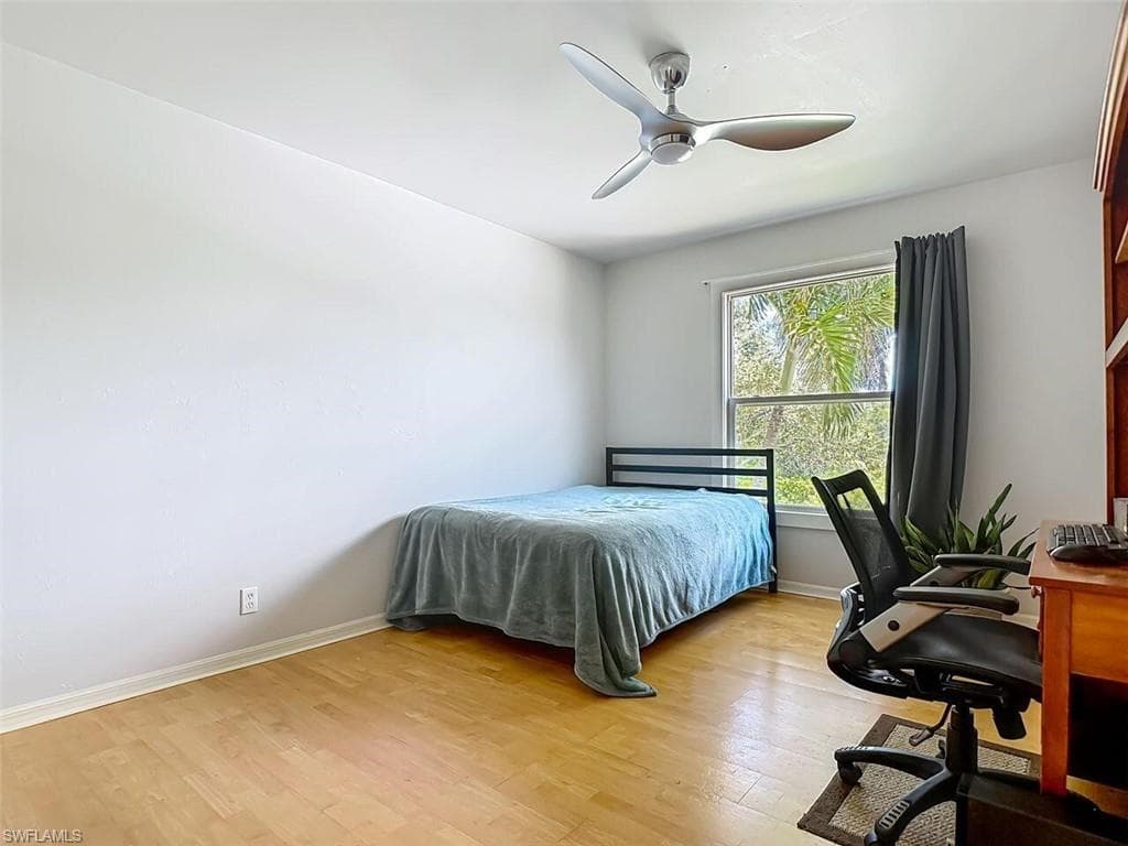 14991 Savannah DR-27