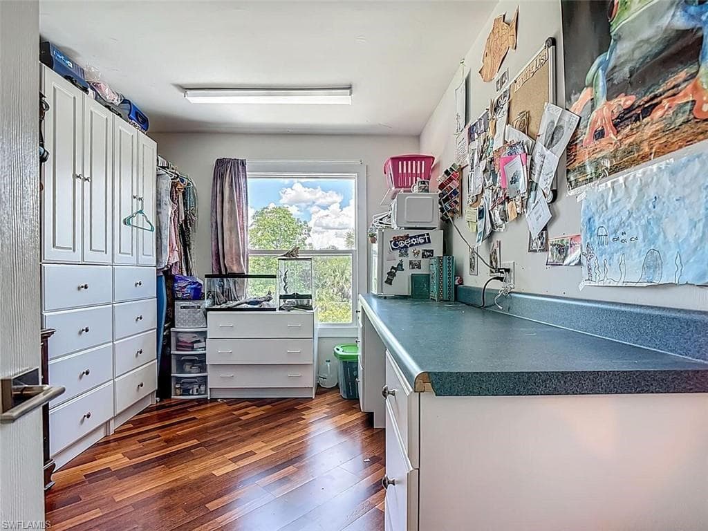 14991 Savannah DR-26