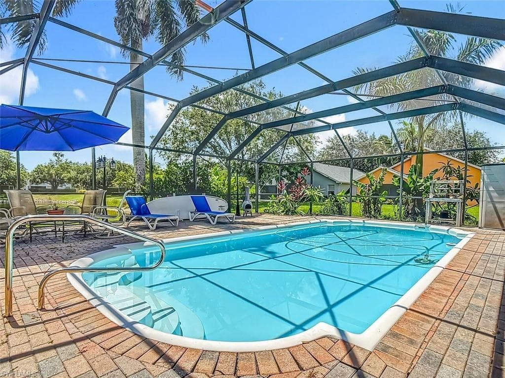 14991 Savannah DR-34