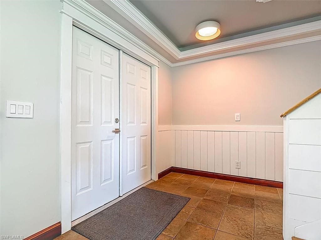 14991 Savannah DR-4