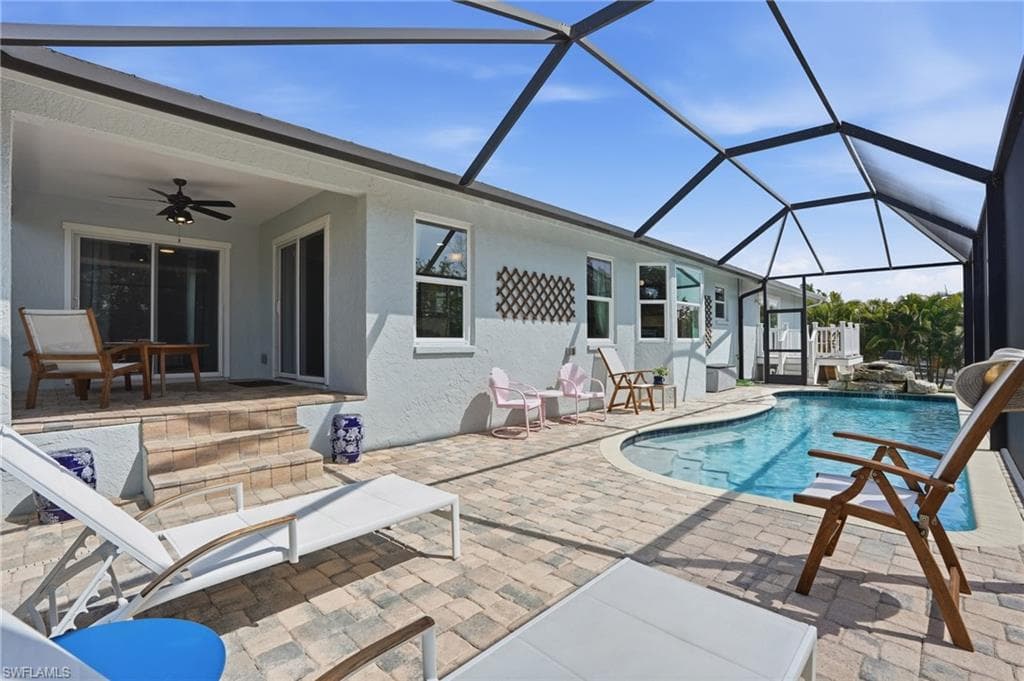 26 Fairview BLVD-35