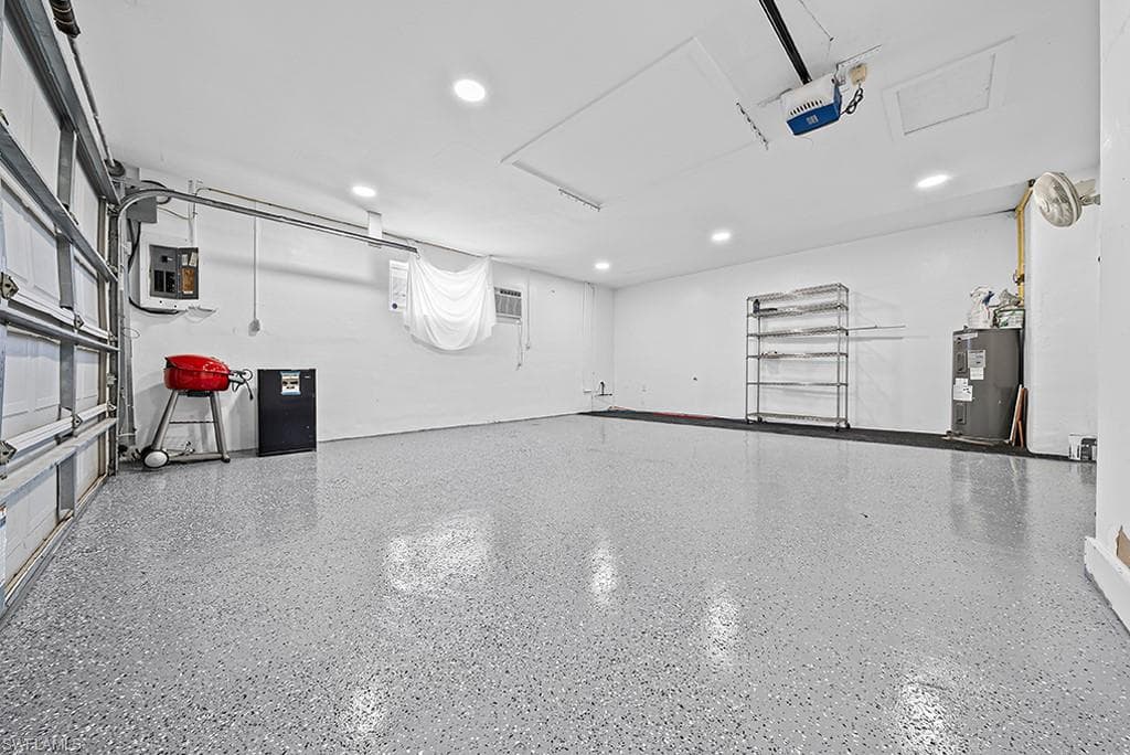 2175 Shad CT-33