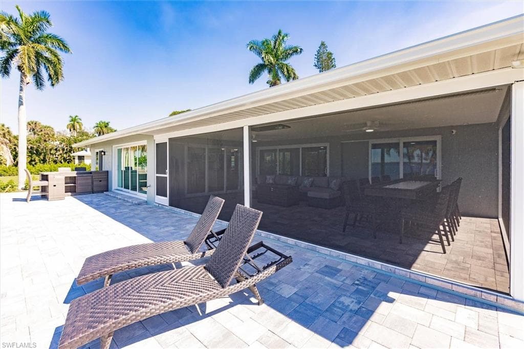 138 Riverview RD-9