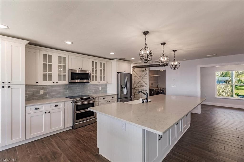 138 Riverview RD-14