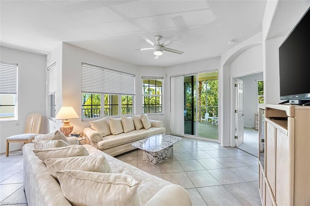 20021 Sanibel View CIR 101-17