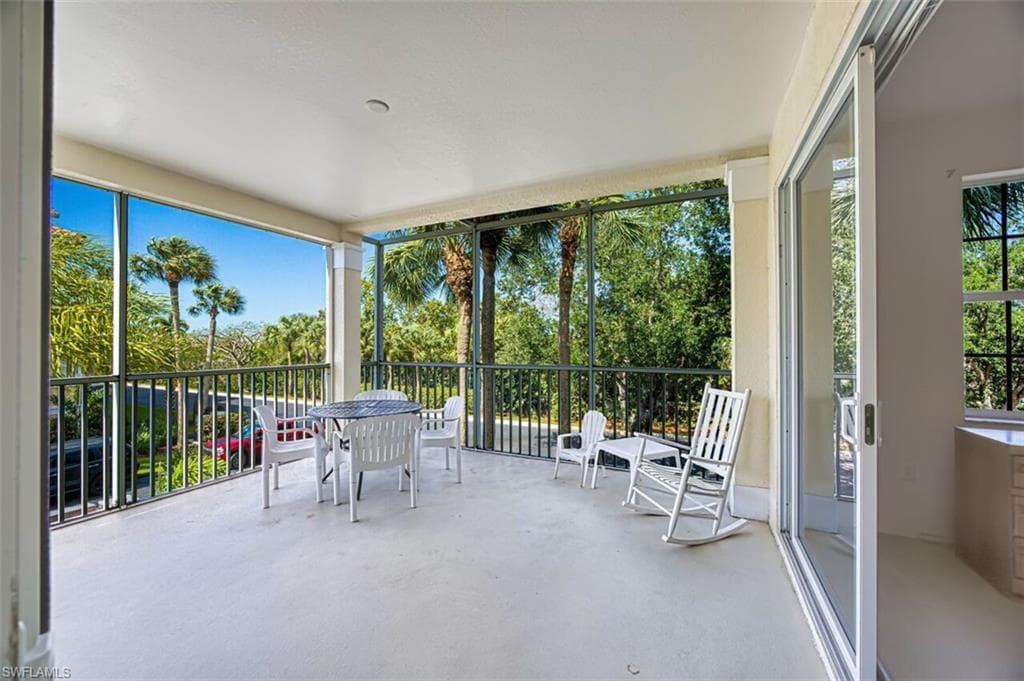 20021 Sanibel View CIR 101-18