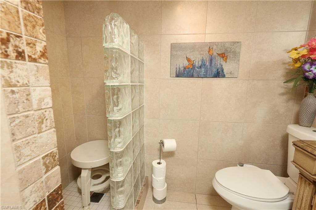 37 High Point CIR E 209-13