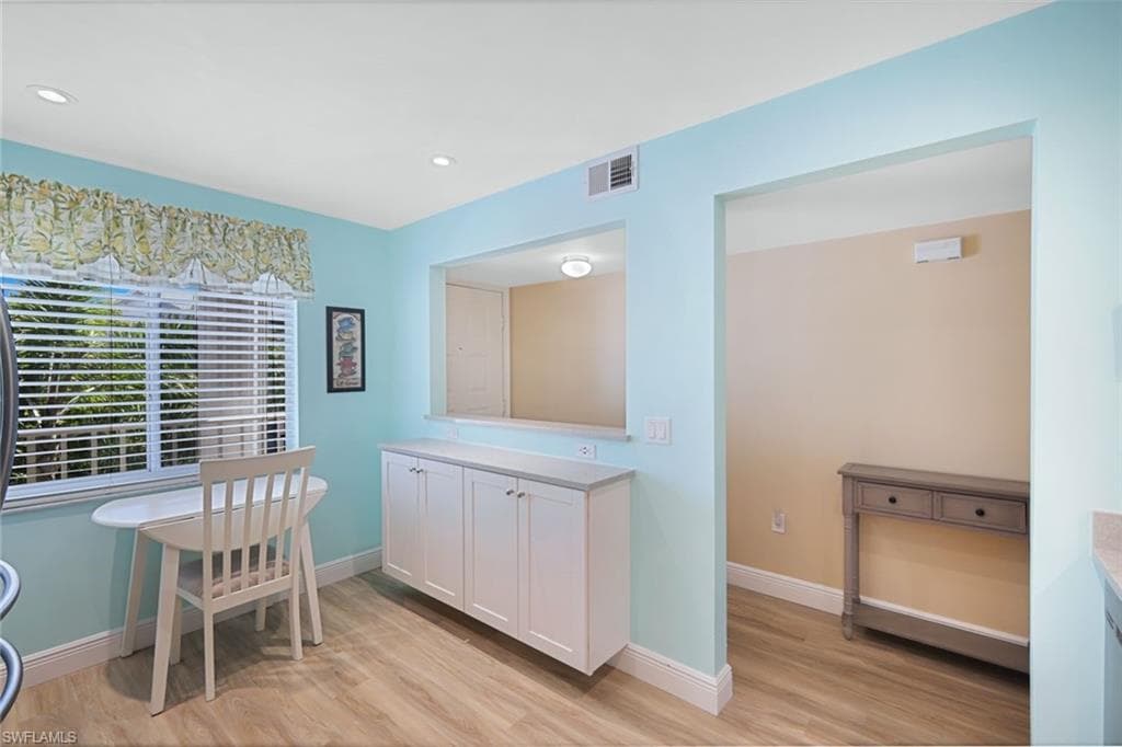 3041 Sandpiper Bay CIR H203-4