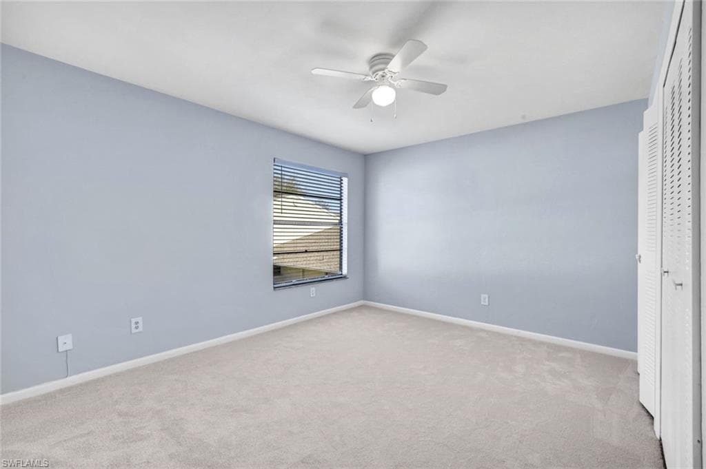 1423 SW Courtyards TER 70-18