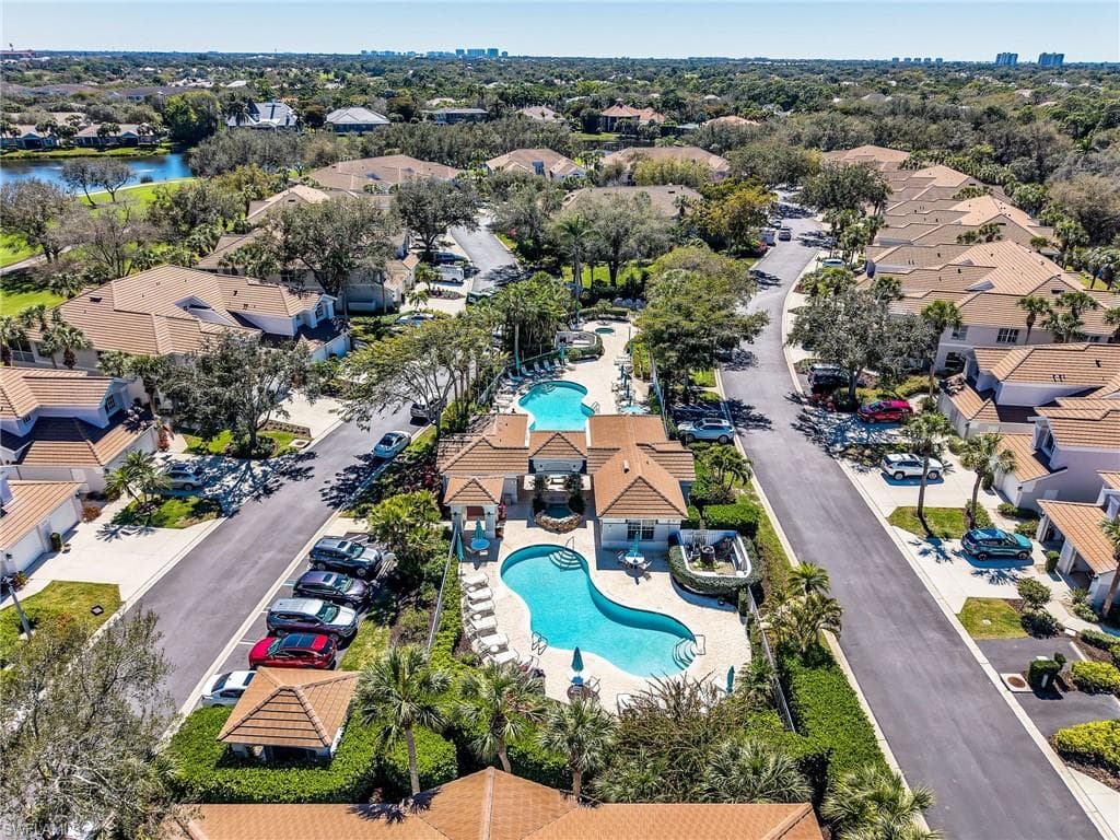 25220 Pelican Creek CIR 102-33