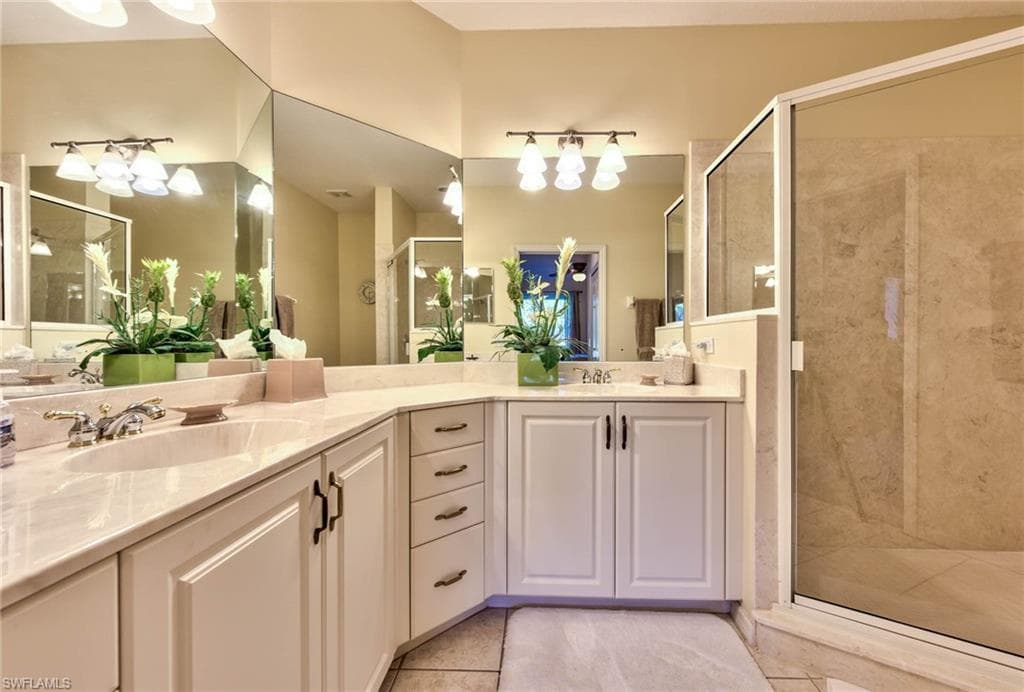 20310 Calice CT 1202-12