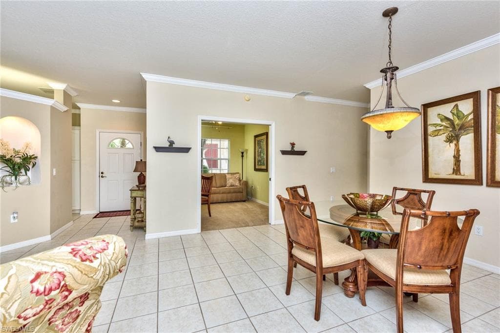 20310 Calice CT 1202-5