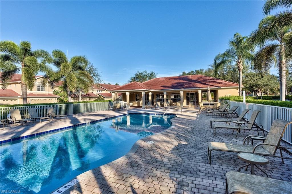 20310 Calice CT 1202-19