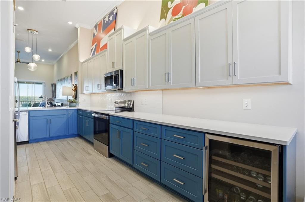 11861 Venetian Lagoon DR 203-4
