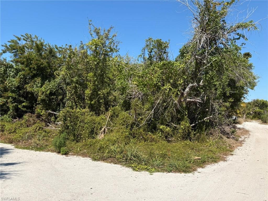 516 Longboat CIR-3