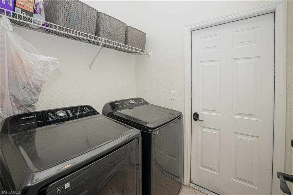 3220 Midship DR-37