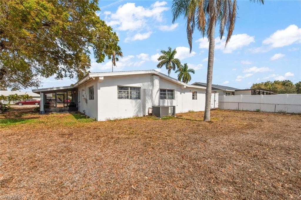 243 Lakeview DR-21