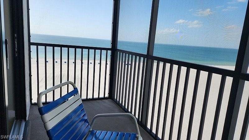 6612 Estero BLVD 1104-6