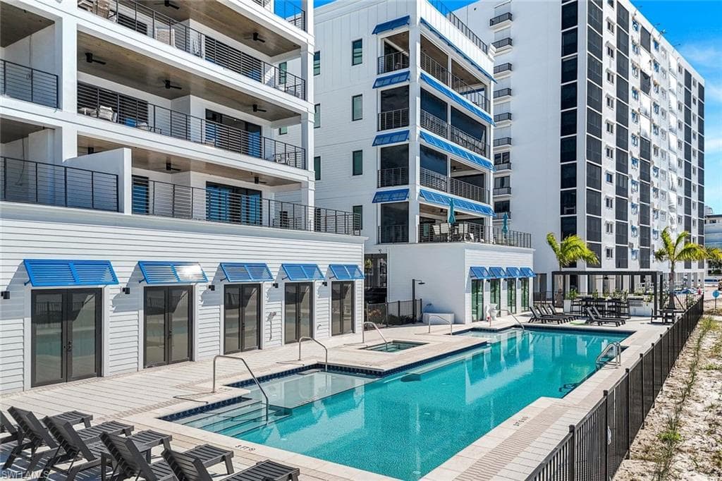 6230 Estero BLVD 201-50