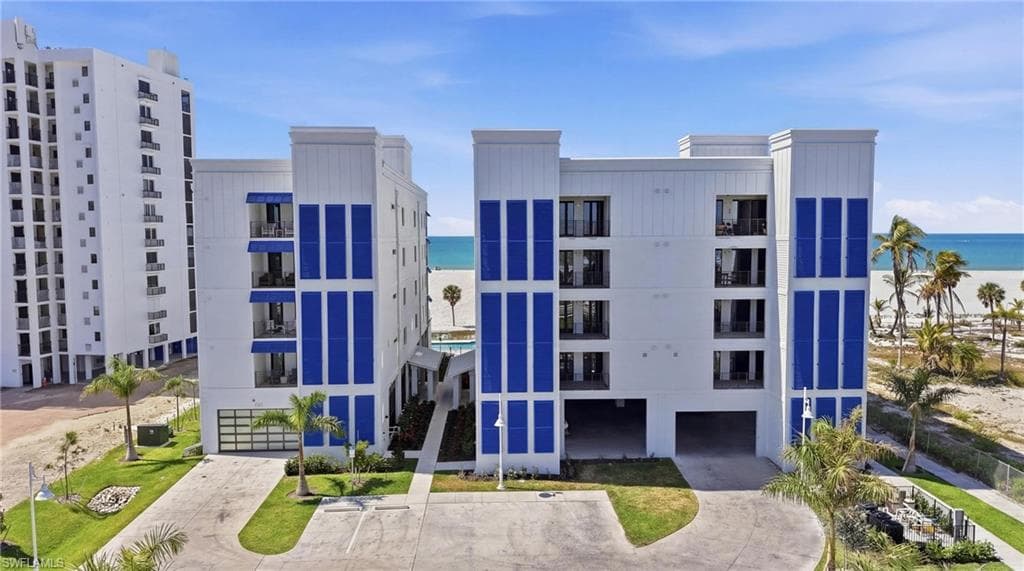 6230 Estero BLVD 101-1