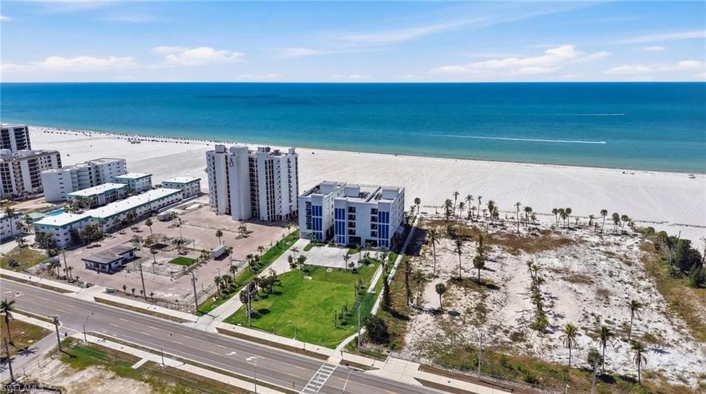 6230 Estero BLVD 101-5