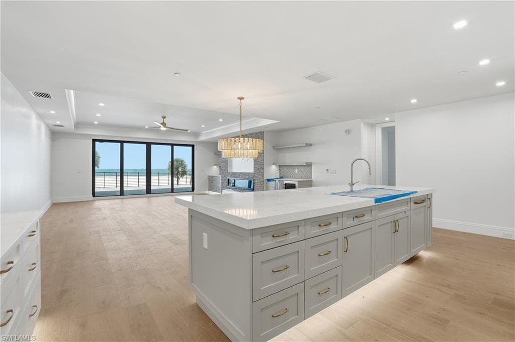 6230 Estero BLVD 101-11