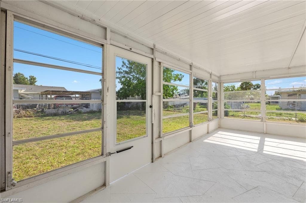1334 Ellendale CIR-7